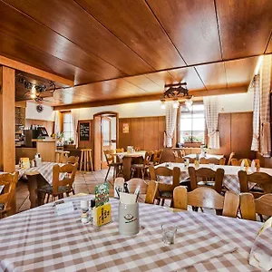Gasthof Landgasthaus Kreuz Beim Tom